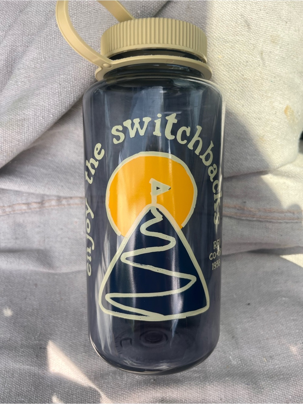 REI Nalgene ENJOY THE SWITCHBACKS printed 32oz water bottle